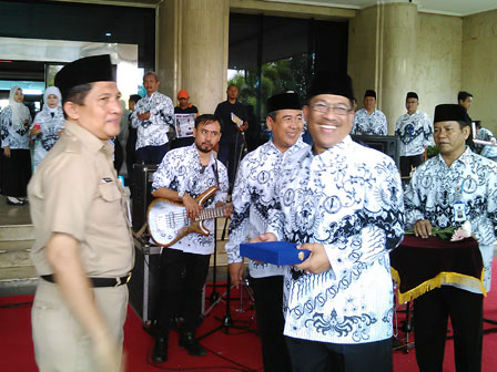 Pencarian PGRI Singkawang - Persatuan Guru Republik Indonesia Cabang Singkawang